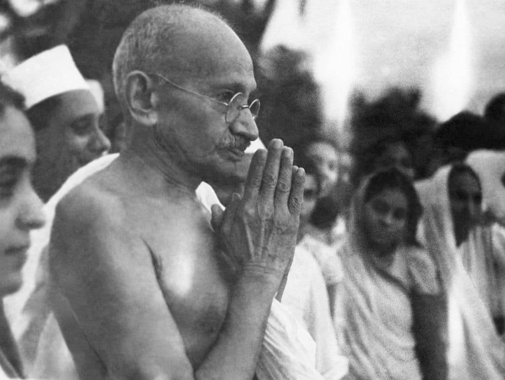 Gandhi and Sustainability - Nonviolence, Khadi, Soil and Sarvodaya